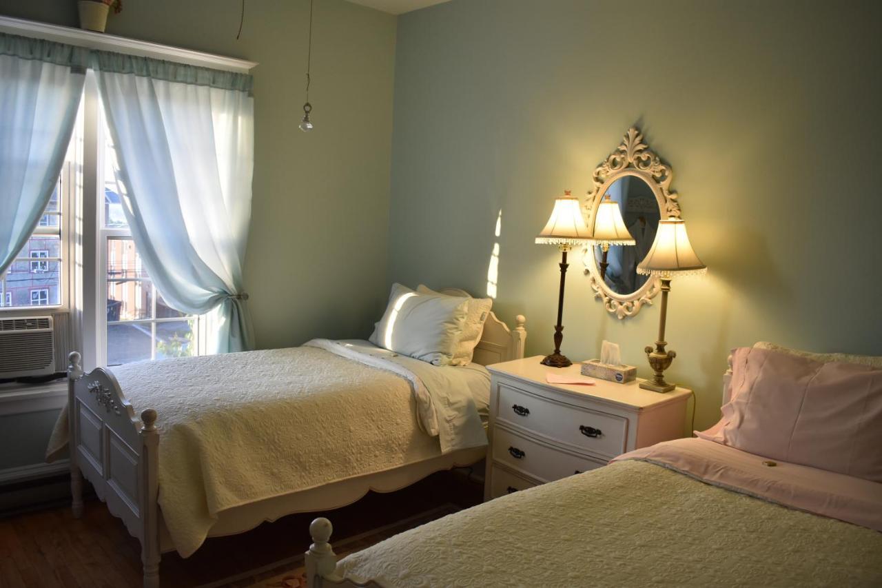 King George B&B Miramichi Exterior foto